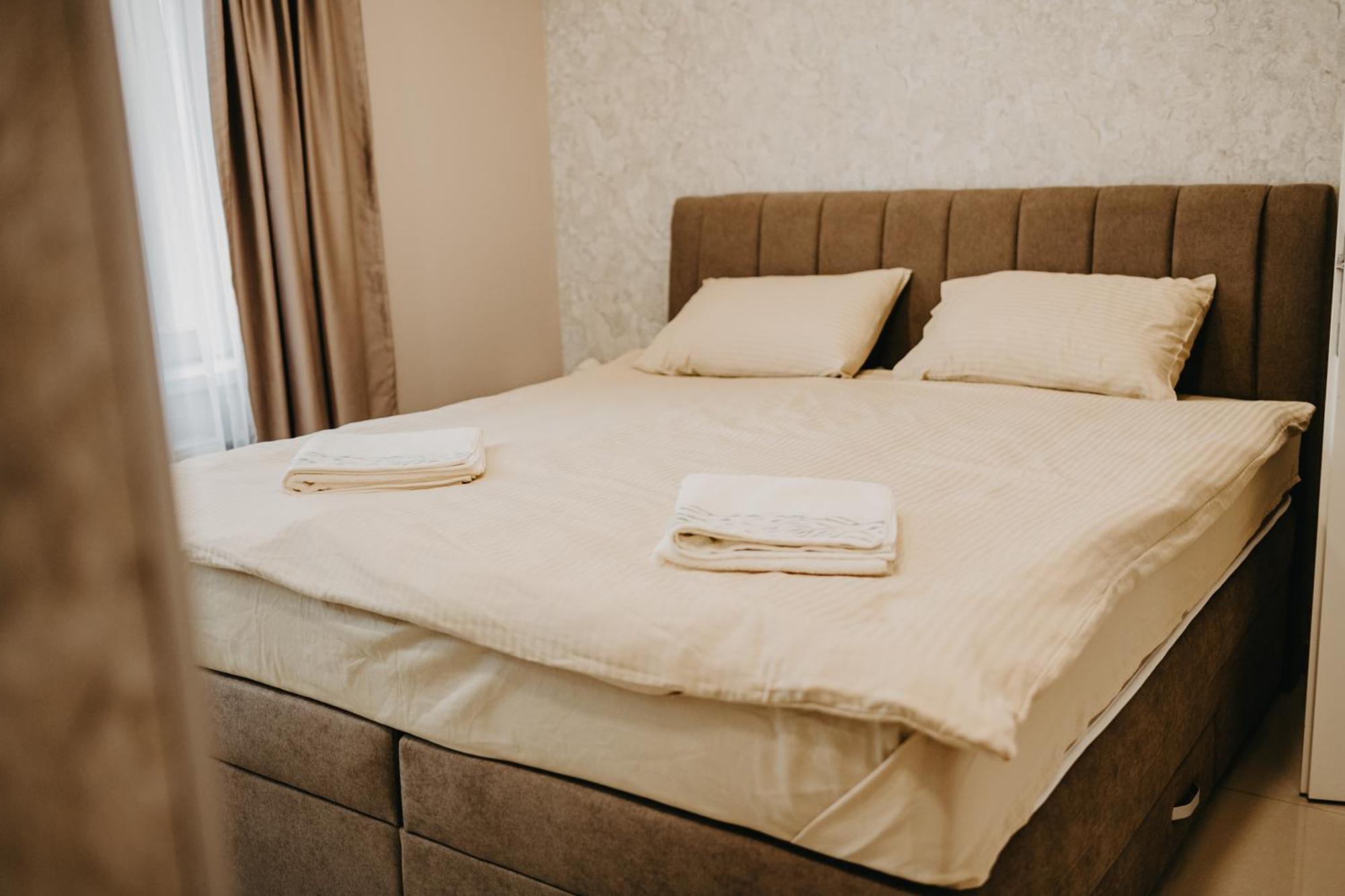 Prenociste Park Bed & Breakfast Modrica Eksteriør bilde