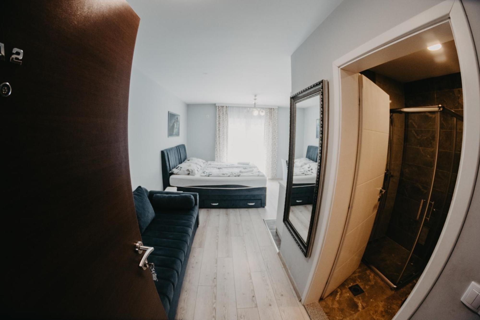 Prenociste Park Bed & Breakfast Modrica Eksteriør bilde