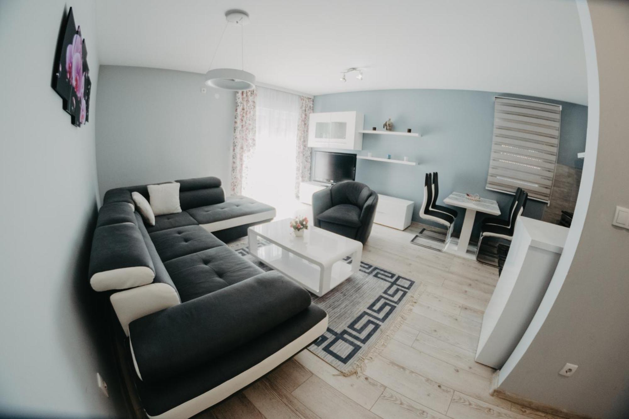 Prenociste Park Bed & Breakfast Modrica Eksteriør bilde
